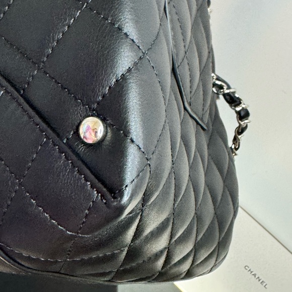 CHANEL Black Lambskin Cambon Shoulder/Tote - Picture 8 of 16